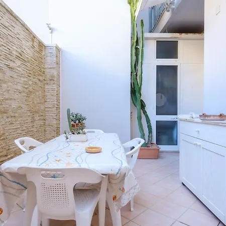 Casa Di Andrea Апартаменти *